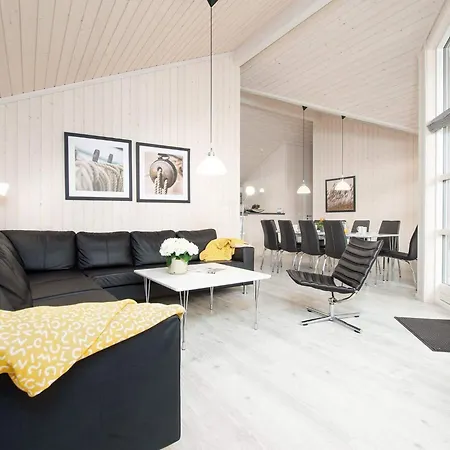 Pet-friendly Coastal Base *