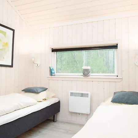Pet-friendly Coastal Base Feriehus *