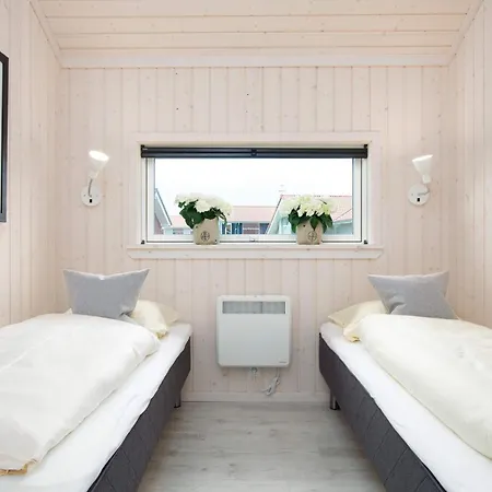 Pet-friendly Coastal Base